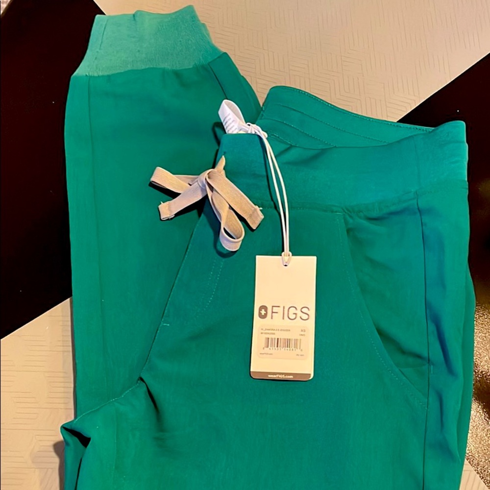 Figs Zamora Joggers Dark Green Size XS NWT!